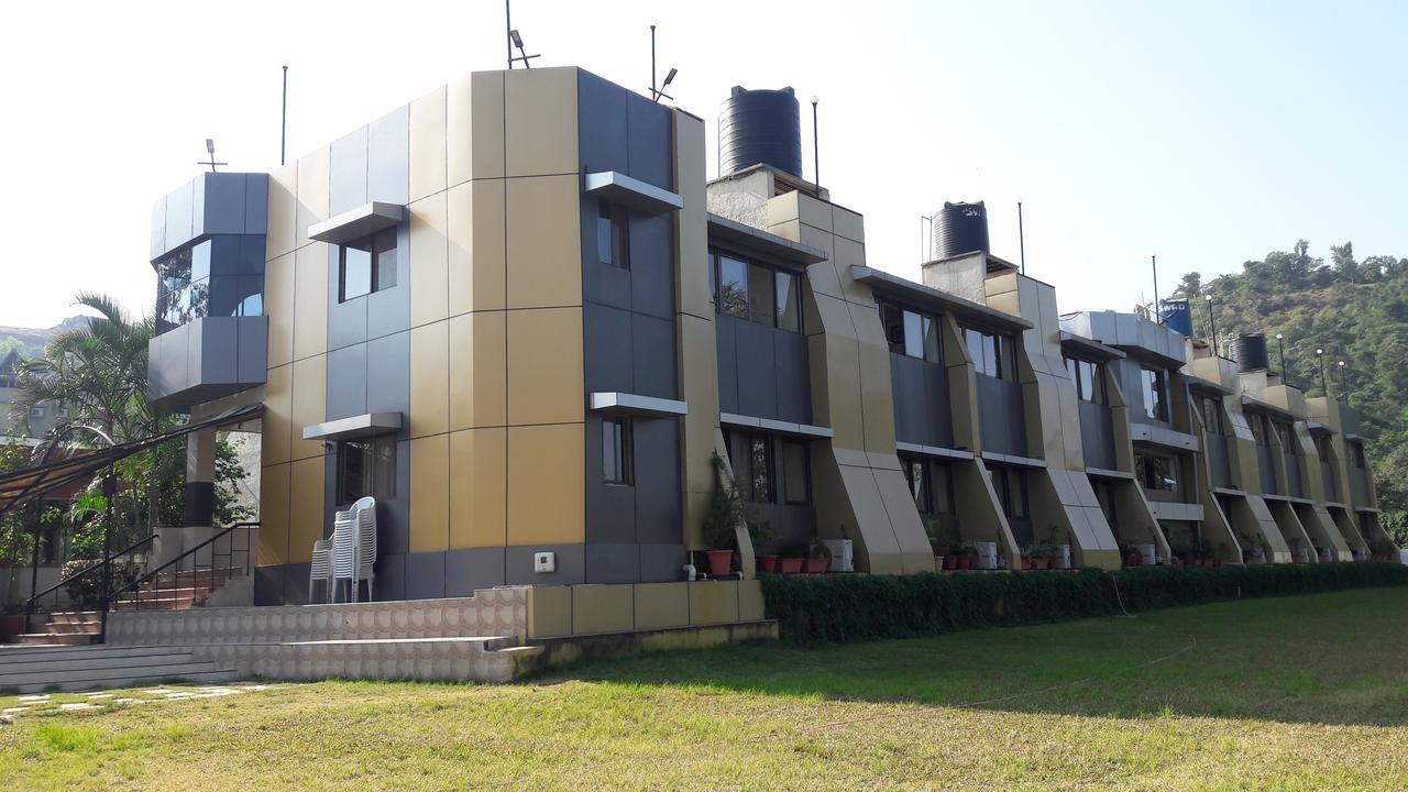 ספוטארה Savshanti Lake Resort מראה חיצוני תמונה